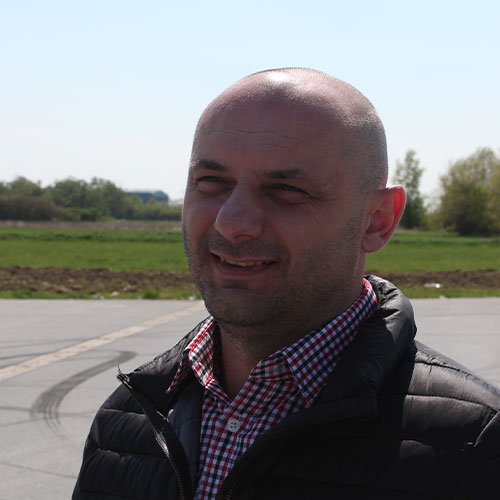 MIROSLAV VRABAC Stručni voditelj, predavač, instruktor B, A, A1, A2 kategorije