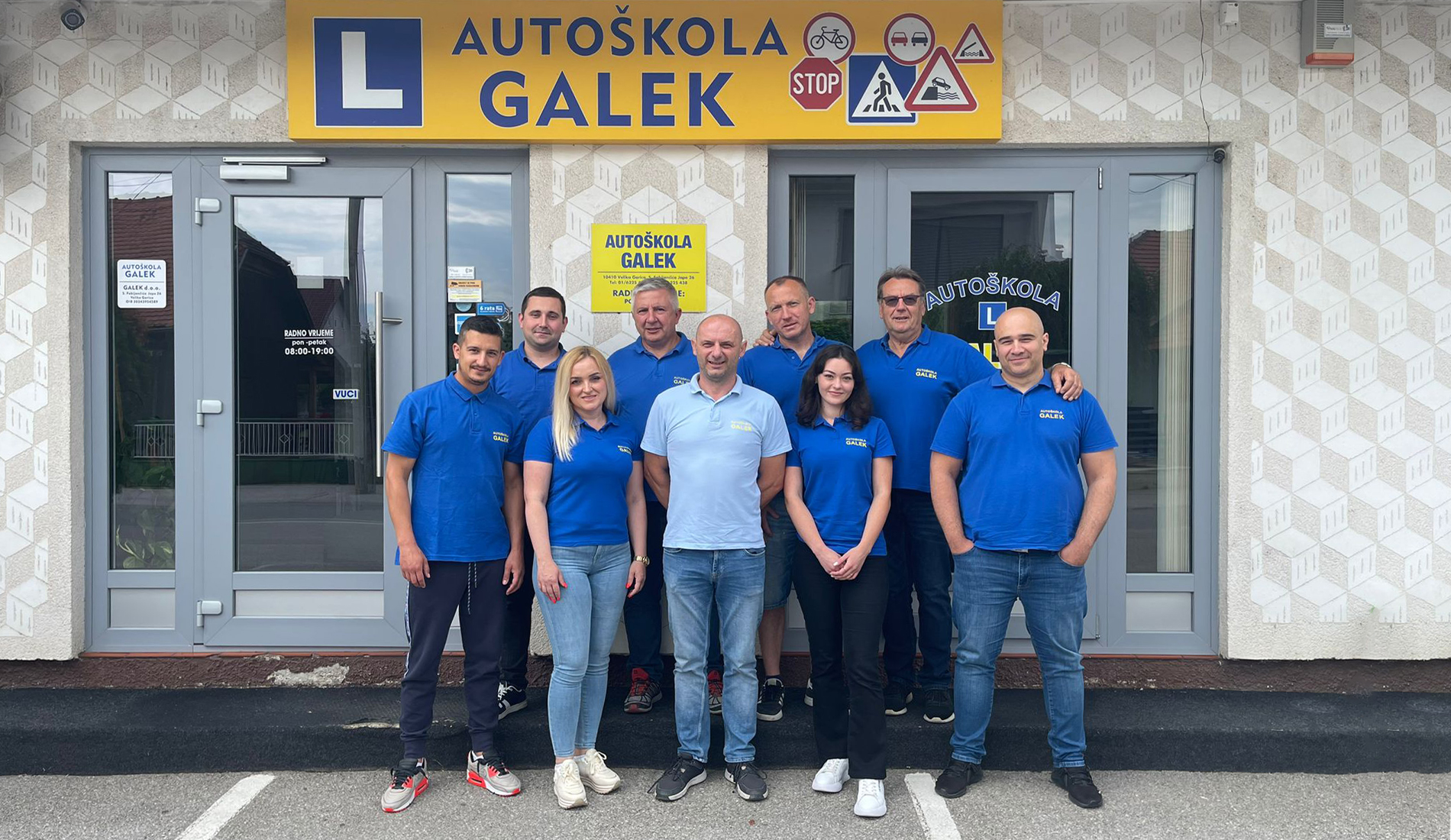 Galek tim o nama